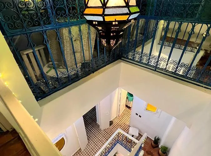 Magnifique Riad Prive Au Centre Du Medina - Double Terrace Prive